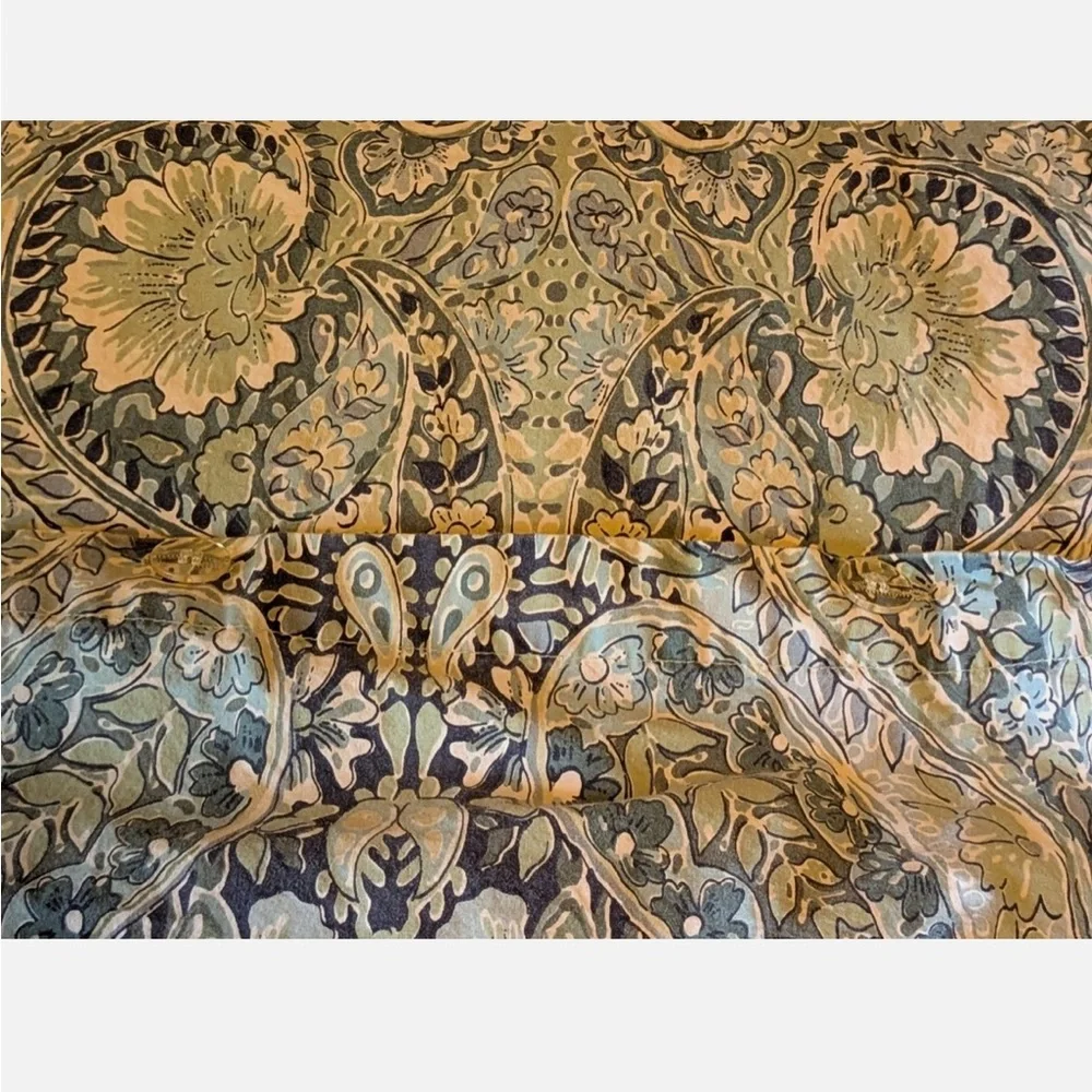 Pottery Barn Paisley Queen Green and Blue Duvet Cover